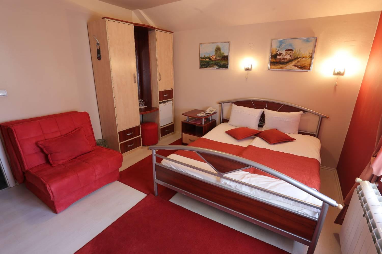 קרגיובאק Hotel Zeneva מראה חיצוני תמונה
