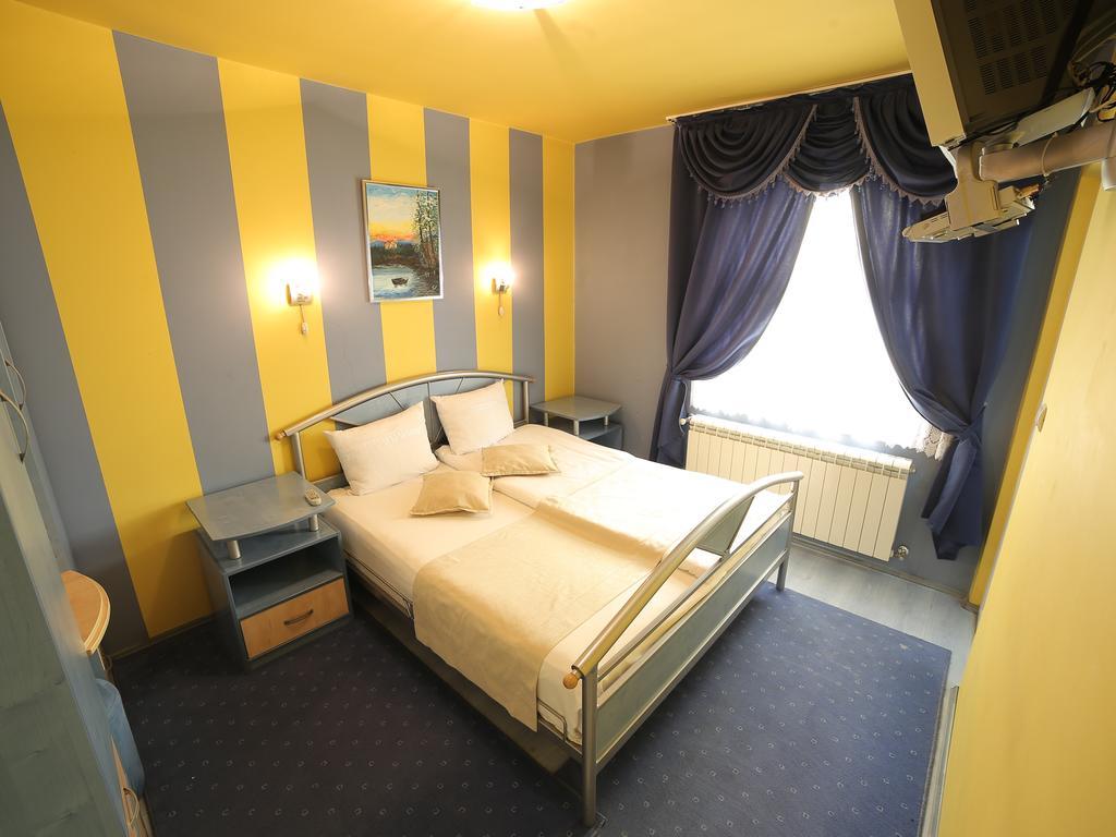 קרגיובאק Hotel Zeneva חדר תמונה