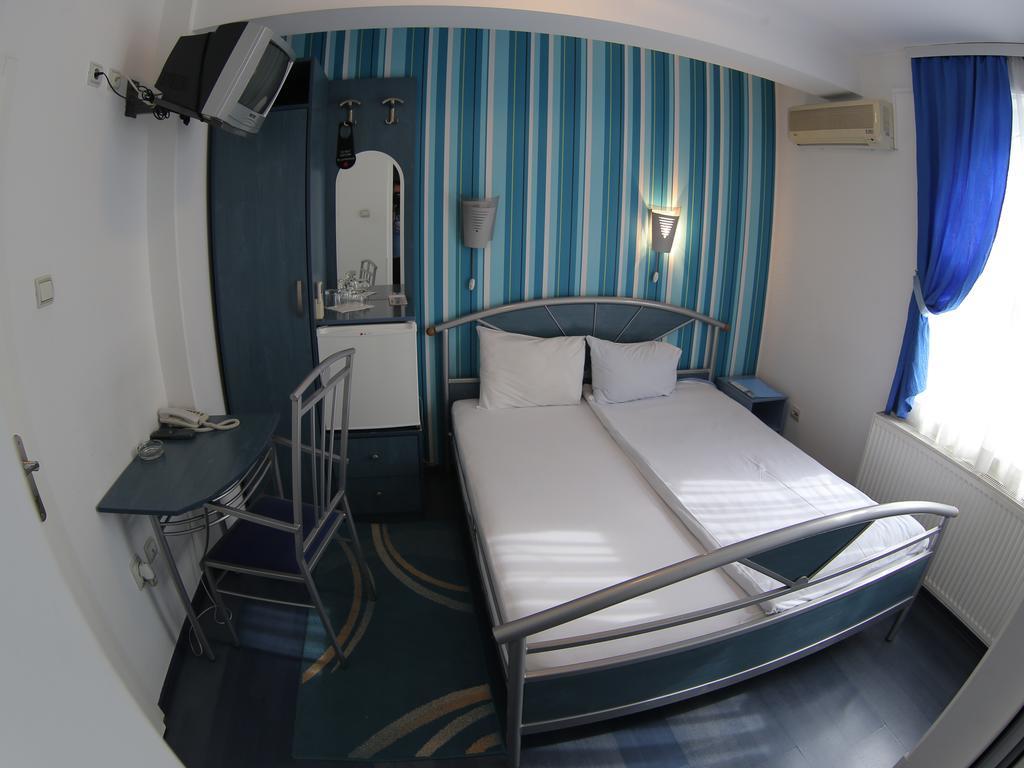 קרגיובאק Hotel Zeneva חדר תמונה