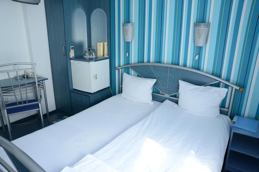 קרגיובאק Hotel Zeneva חדר תמונה