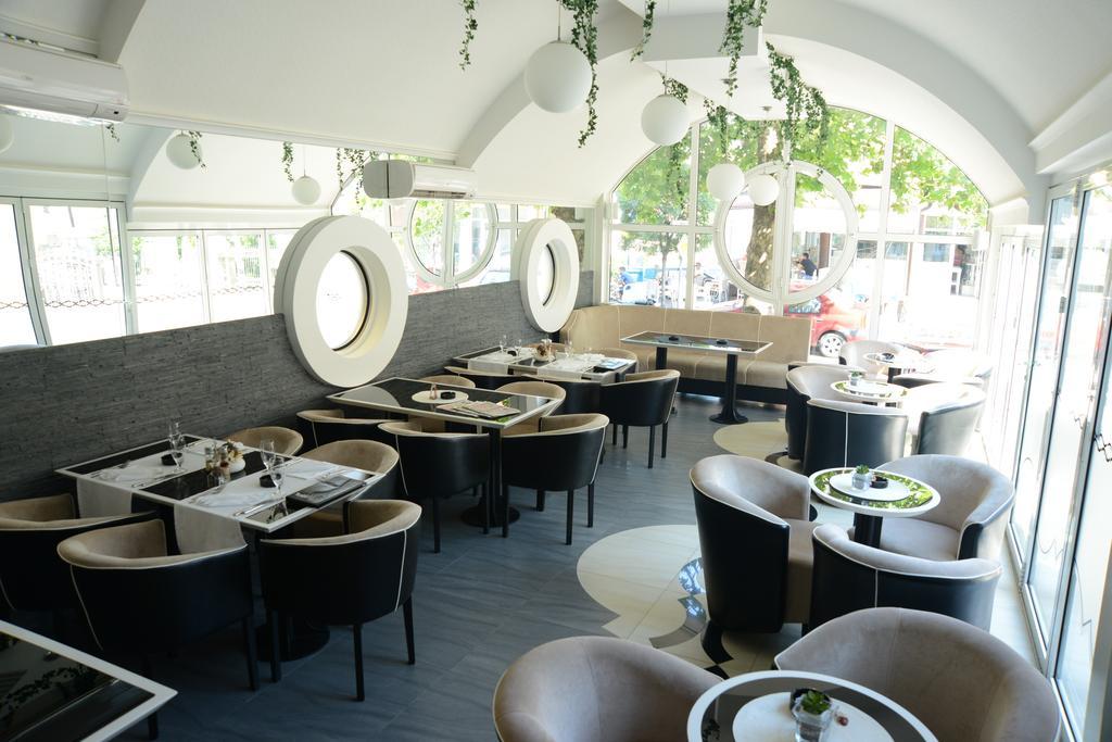קרגיובאק Hotel Zeneva מראה חיצוני תמונה